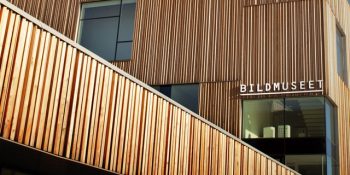 Konstnärsvisning och stipendiecermoni / Konsthögskolan Umeå