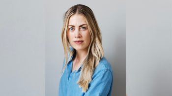Författarbesök: Elin Berge – Att försöka se